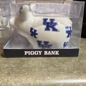 New never used Piggy bank